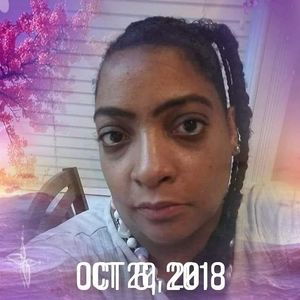 Meet your Posher, Yvette